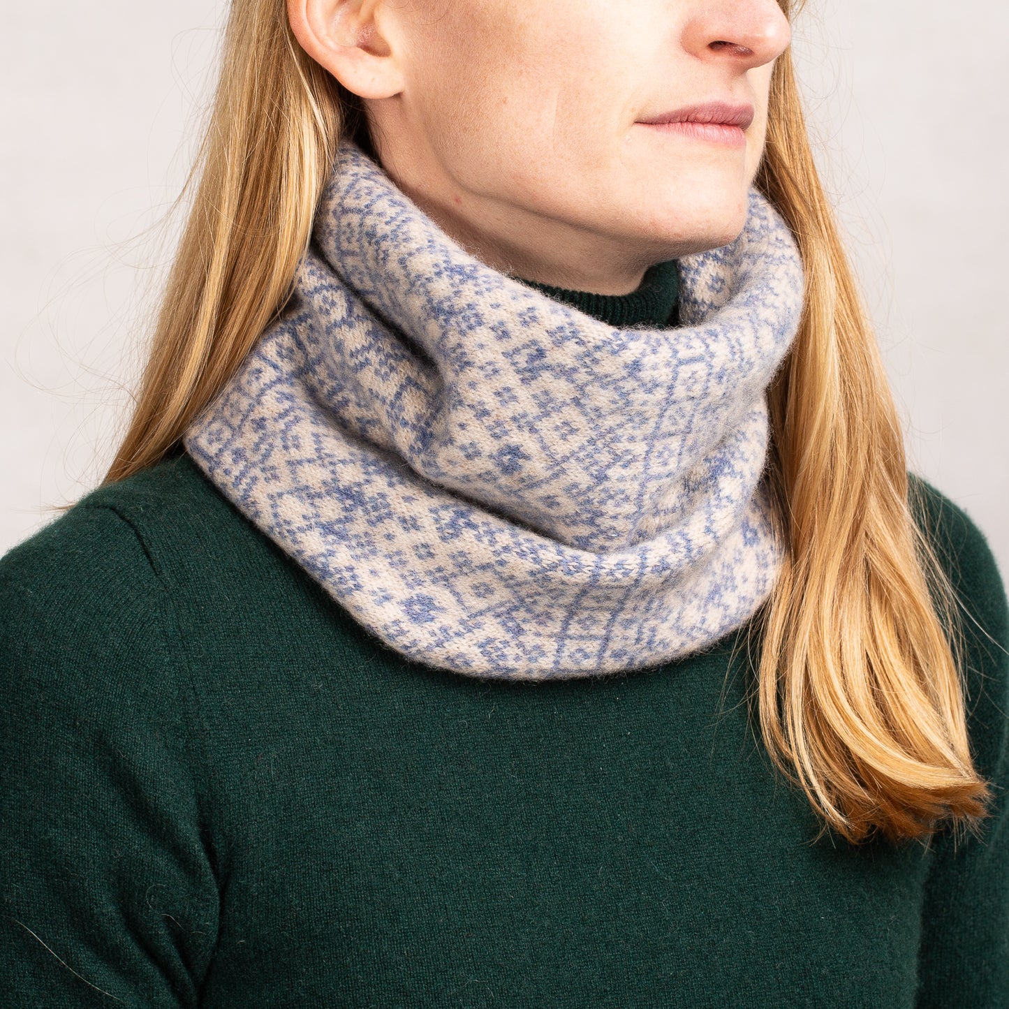 Christmas Stock- Fair Isle Snood image 6